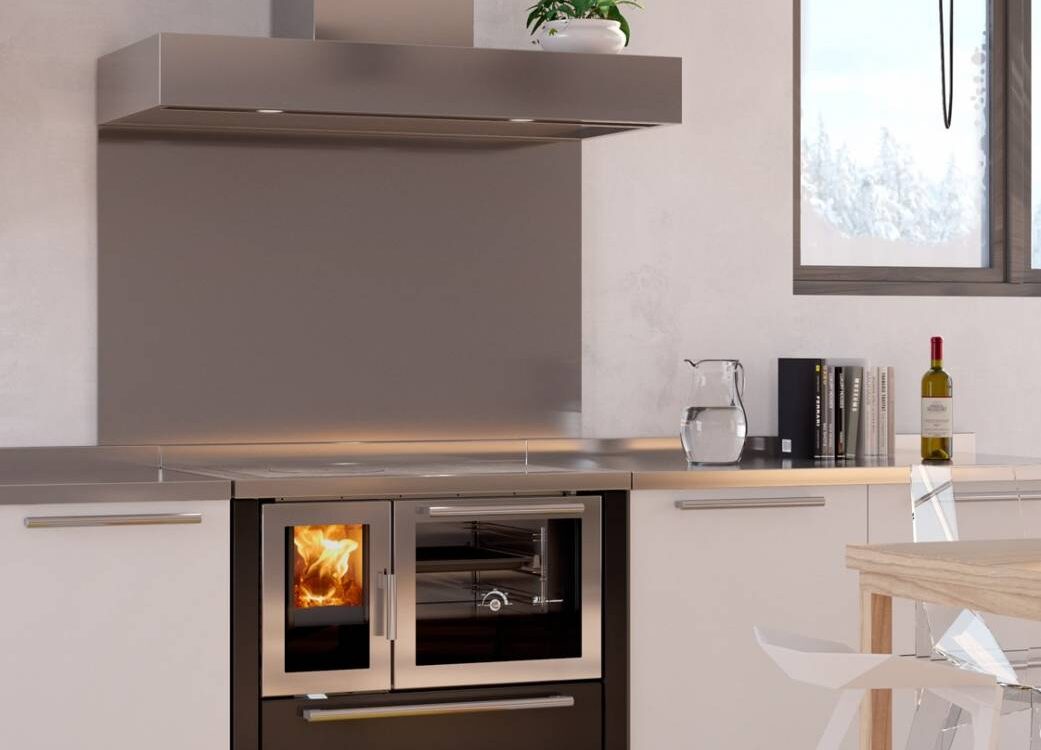 CUCINA A LEGNA CLASSICA F90 HOLZHERDE 1 1041X750 | Les Cheminées Glam Cuisinière à bois De Manincor ligne Classica Ingersheim