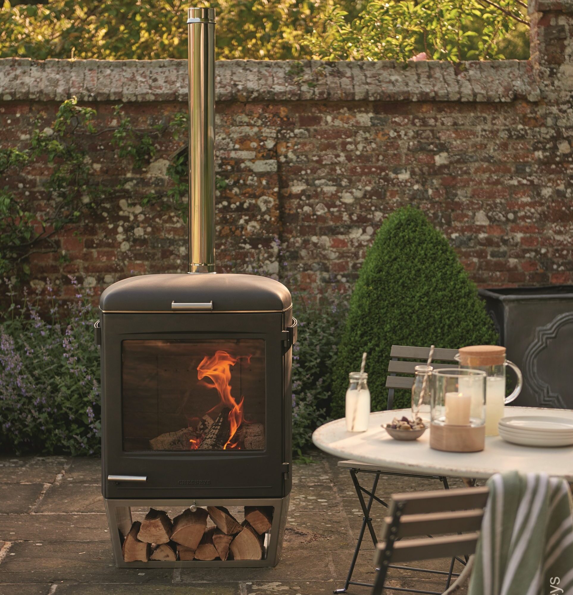 Poêle/Cheminée à bois extérieur H600 Ingersheim 0